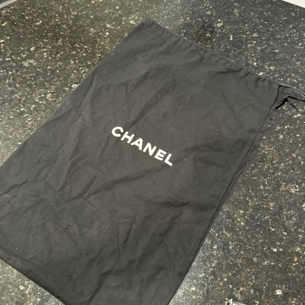 CHANEL DUST BAG